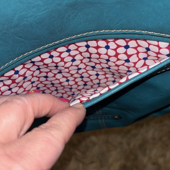 *SOLD on EBAY  by Liz Claiborne Teal Crossbody Bag w/brushed gold hardware - Picture 6 of 12